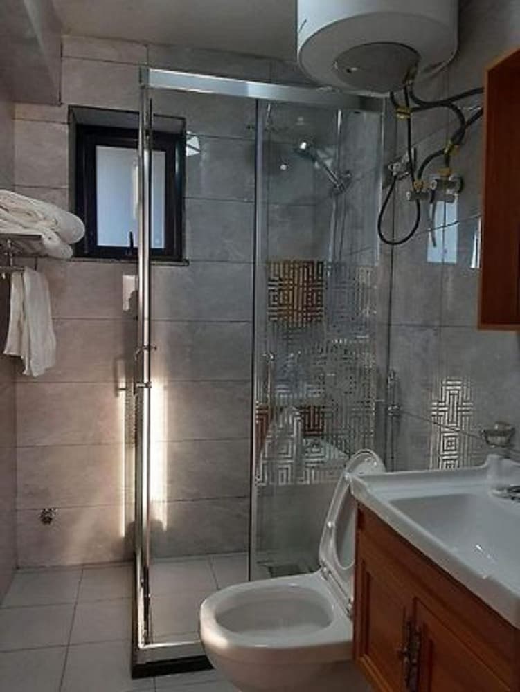 Royokasas Guest House Addis view 4