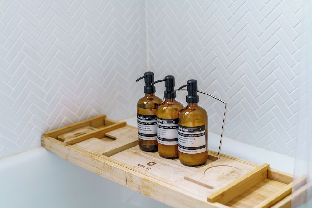 Jungle House Boutique Suites – Short North & Convention Center