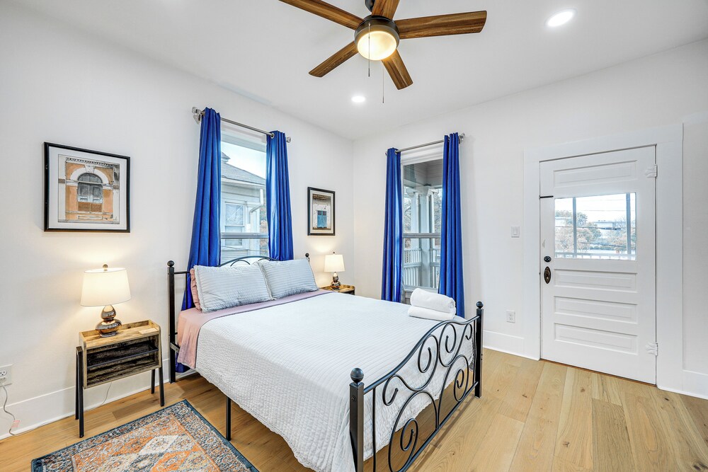 Near Zoo & Riverwalk: Spacious Home w/ Heated Pool
