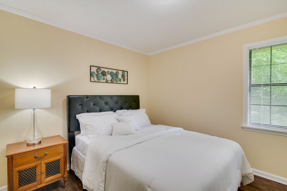 Batesville Vacations - Mississippi Vacation Rental < 1 Mi to Ole Miss - Property Image 2