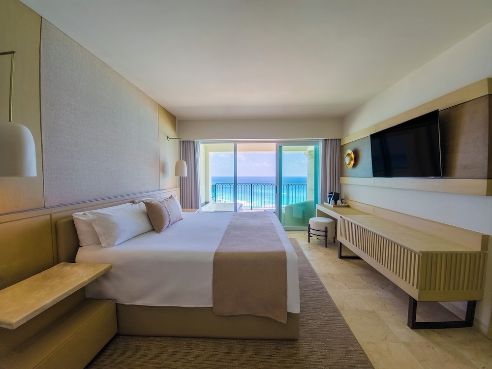 Grand Park Royal Cancun - All Inclusive