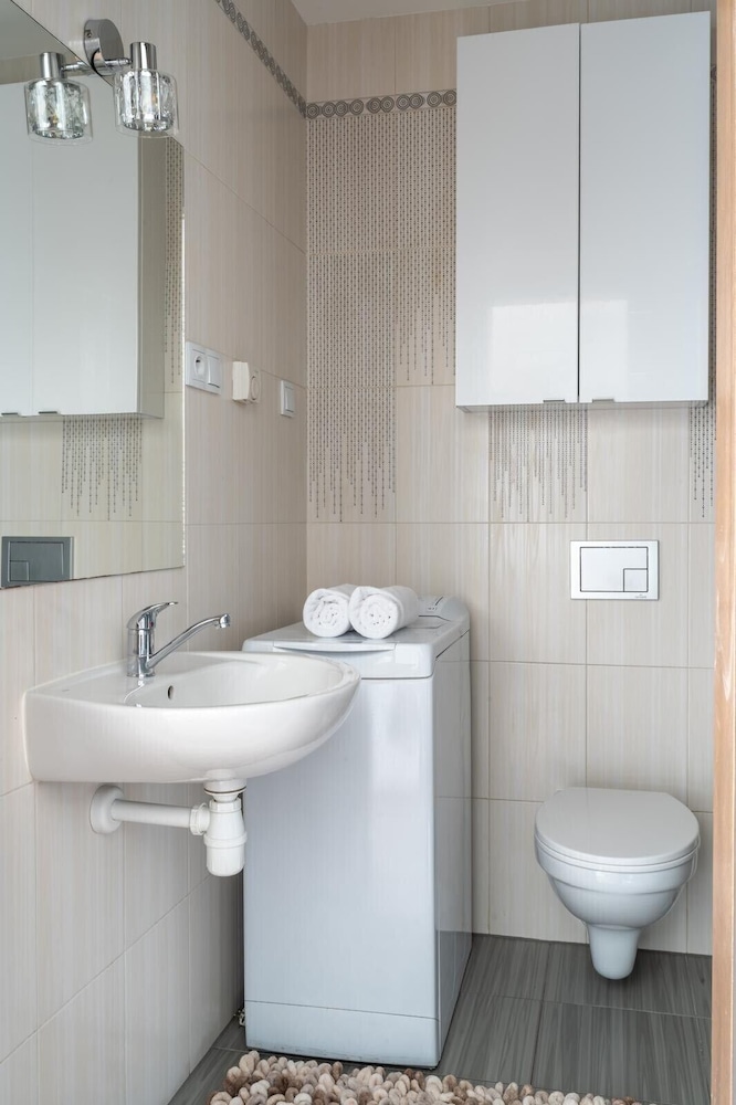 Przytulny apartament KOLEJOVA 13