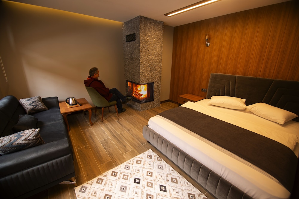Kervansaray Deluxe Hotel