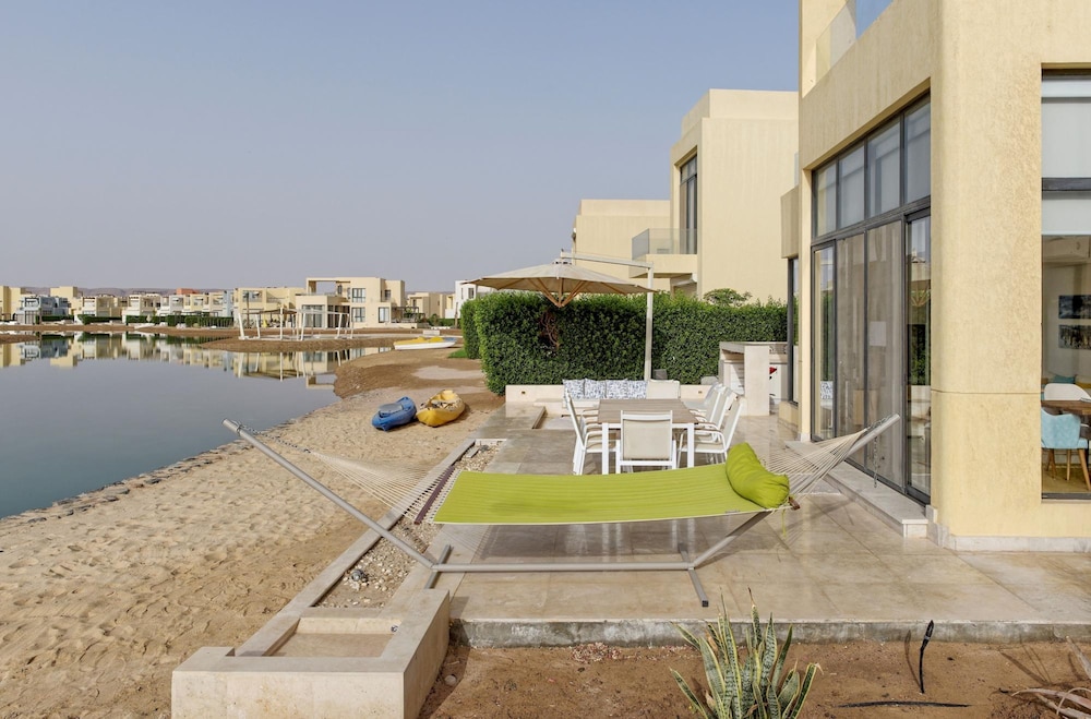 Vesta - Luxury Villa - 4BR - Tawila