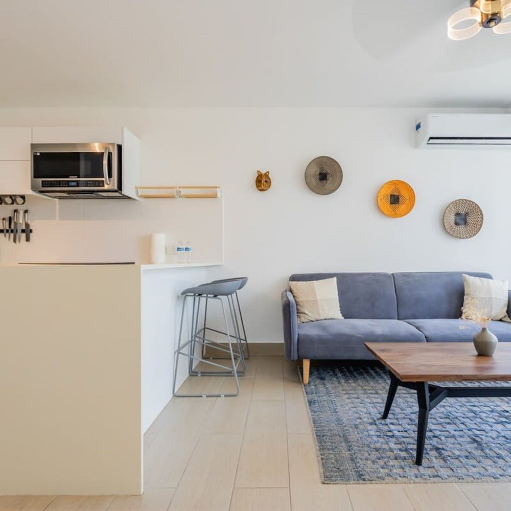 w Wonderful 1BR in San Francisco With Balcony