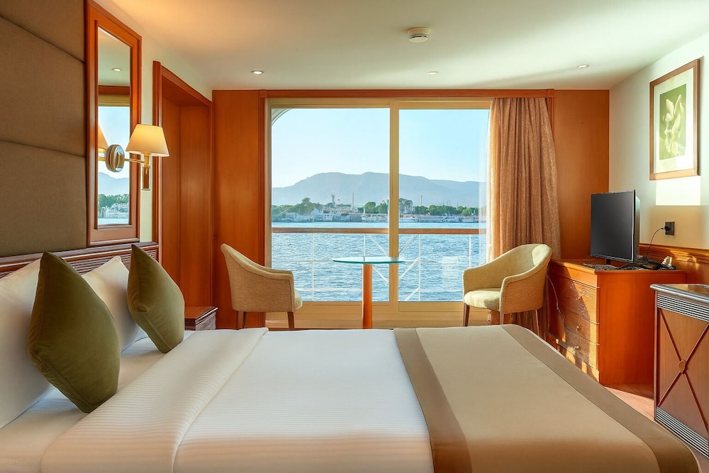 Nile Cruise Royal Queen 1 every Friday from Aswan 3 nights and every Monday from Luxor 4 nights