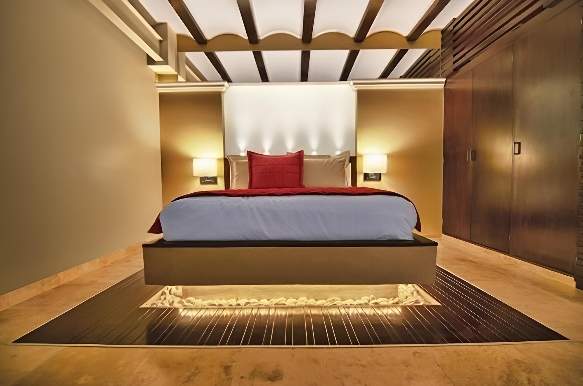 The Jonathon Boutique Hotel