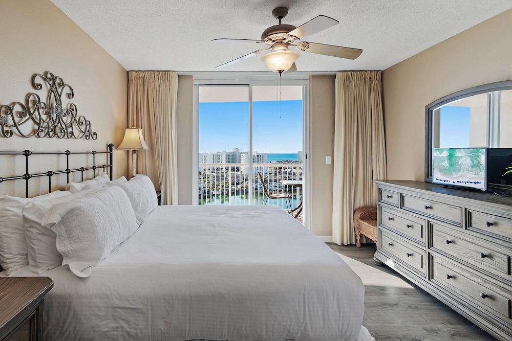 Pelican Beach Terrace 1203