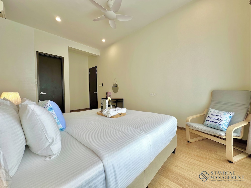 Country Garden Danga Bay Sea View Homestay by Stayrene