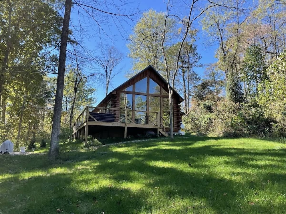Fern Haven A Modern Take on Hocking Hills Cabins