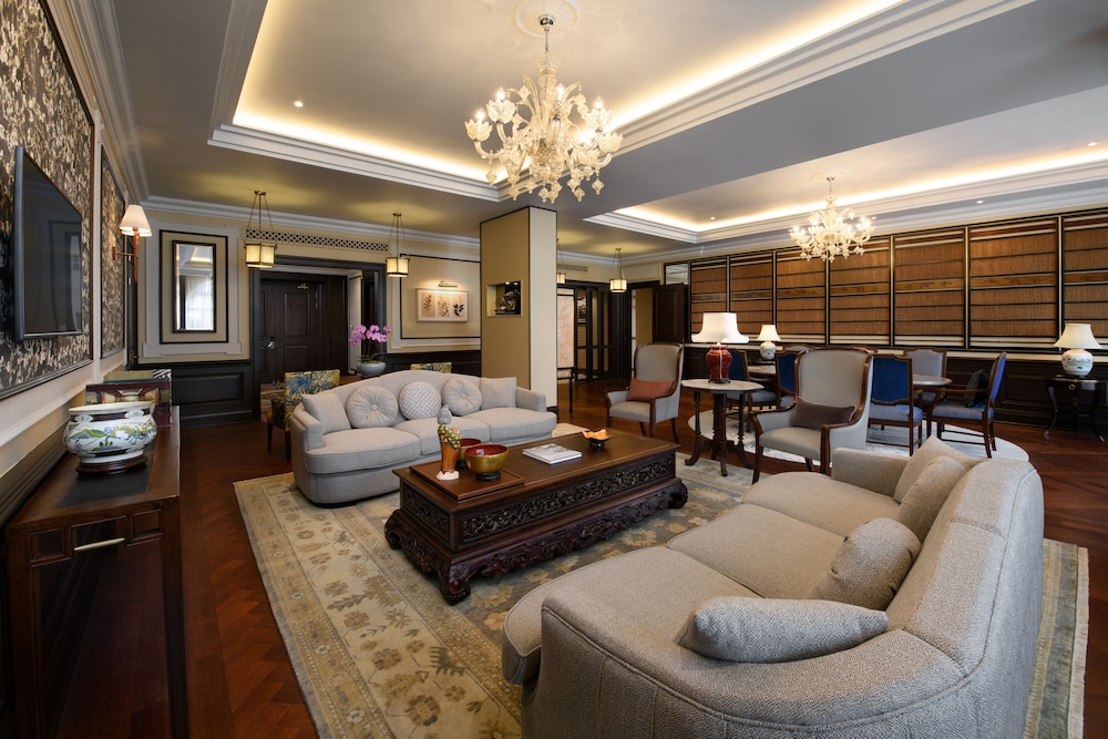 Eastern & Oriental Hotel 80