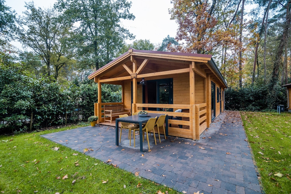 Holiday Home in Markelo Near Forest & Pool