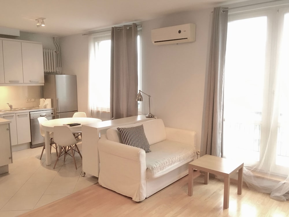 Apartament balkon-Aleje Jerozolimskie 29 view 5