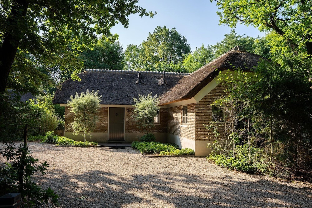 Farmhouse in Veluwe Near Speulderbos Forest