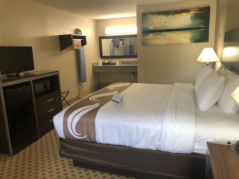 Quality Inn Madisonville