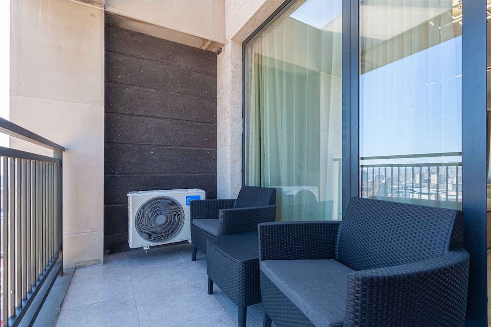 Stay Inn on Koghbatsi Str. 16
