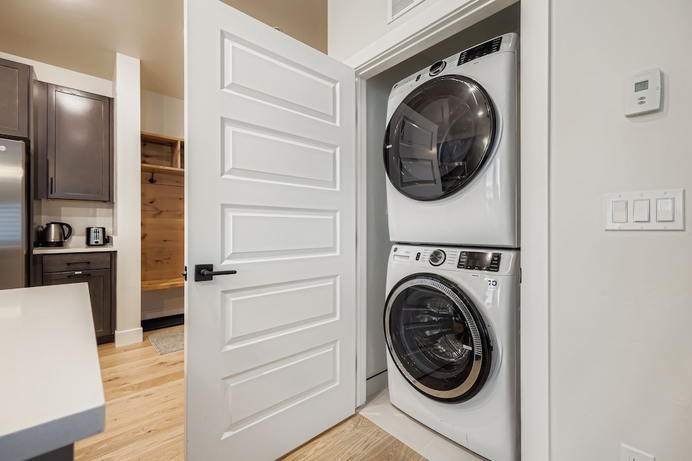 305 Brightwood At Keystone 2 Bedroom Condo