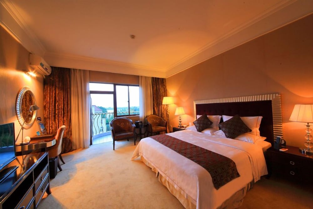 Country Garden Phoenix Hotel Jingmen