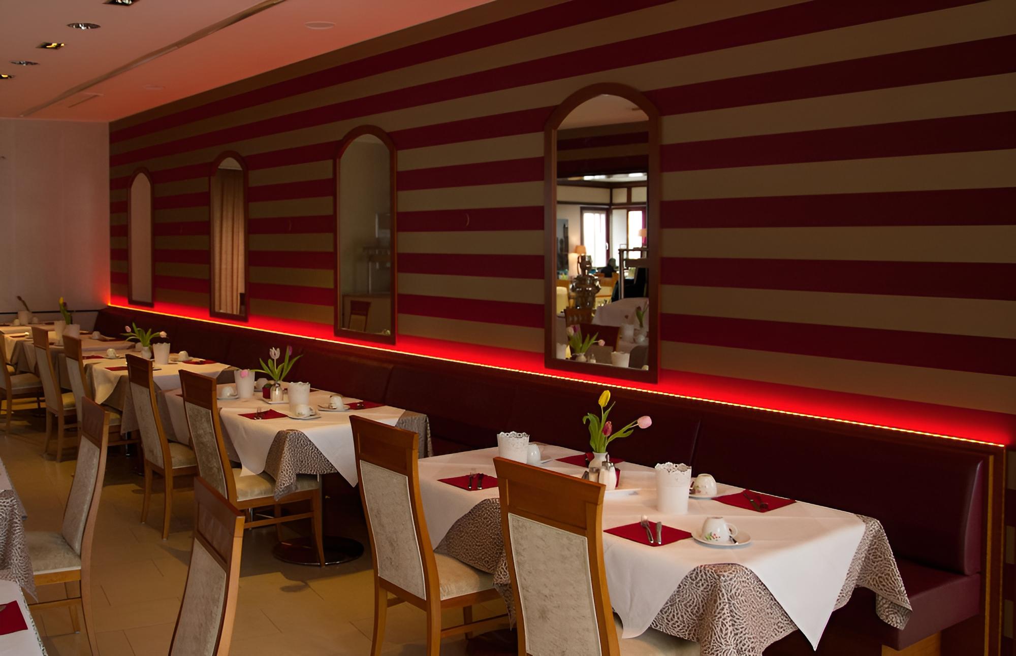 Munich Vacations - Hotel Exquisit - Property Image 3