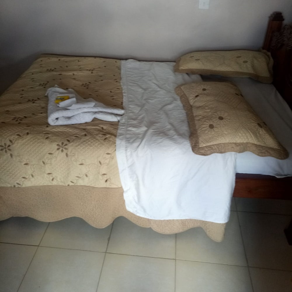2030 Guest House view 5
