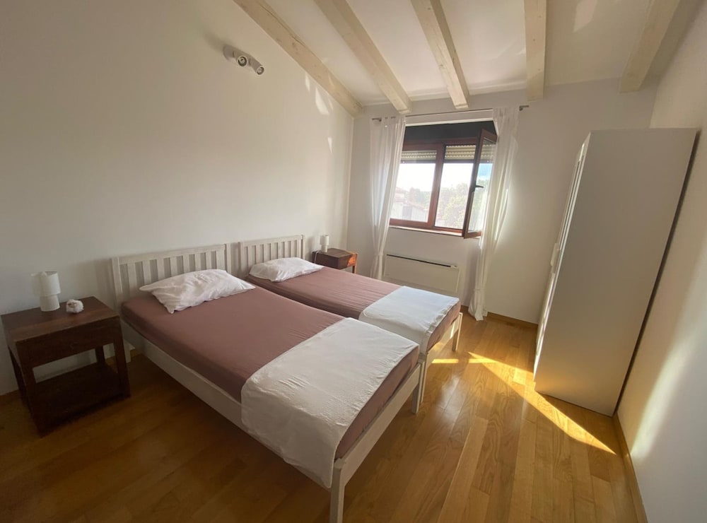 Panoramic Seaview Apartment Silver