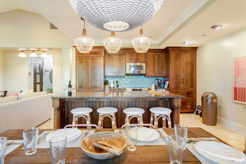 Poipu Penthouse W 2 Beaches Resort Amenities