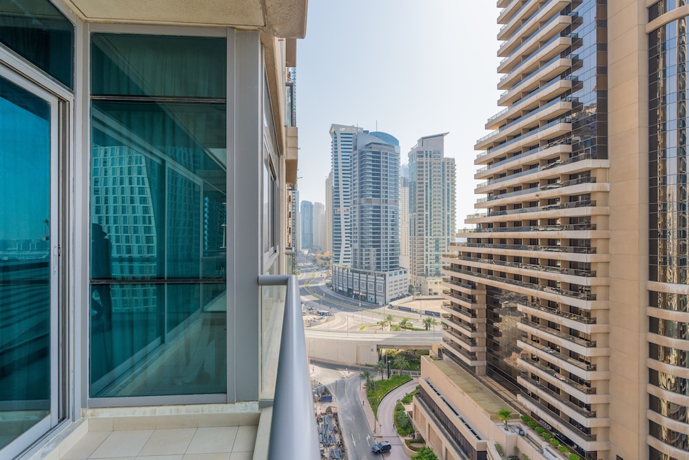 Vacay Lettings - Iris Blue