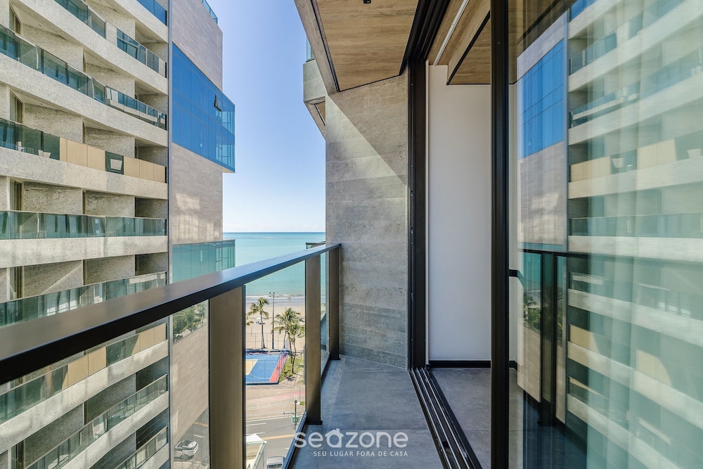 Nwts - Studios in Building With Sea View