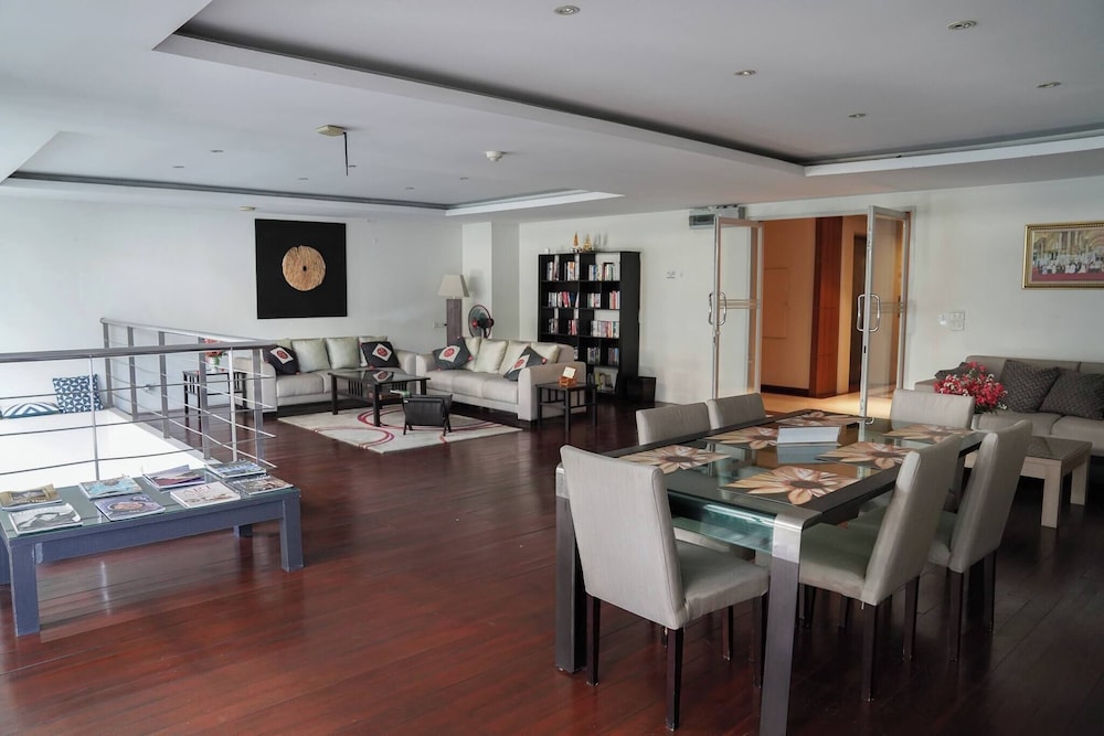 Peaceful and Quiet Apartment on Changklan Road