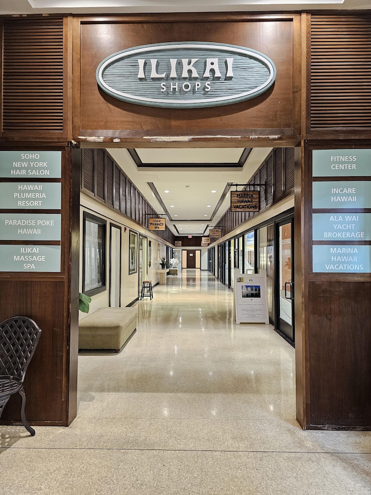 Ilikai Tower 1 Bedroom City View Condos with Private Lanai & Free Wifi! view 5