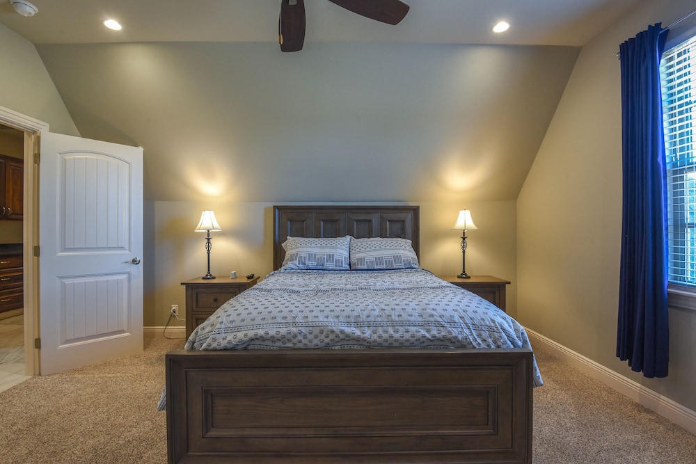 Spacious Owasso Vacation Rental w/ Private Pool! view 3