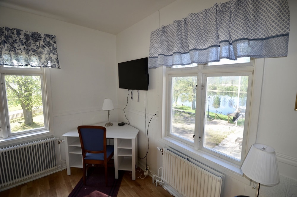 Husby Wärdshus view 3