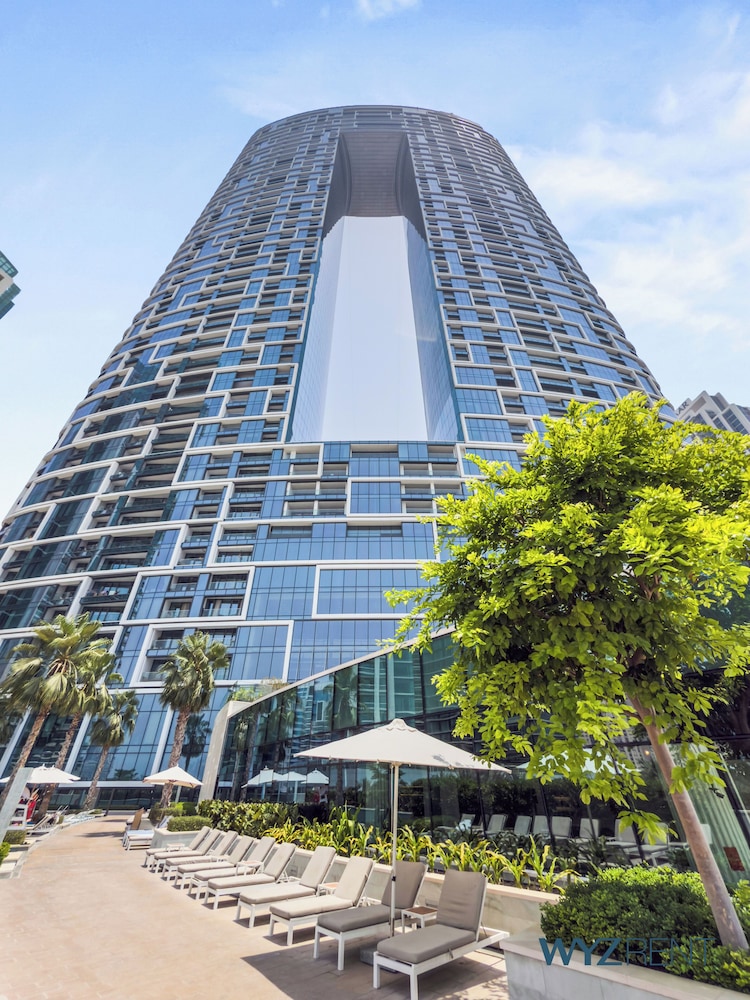 Luxury 1BR Address JBR Beachfront