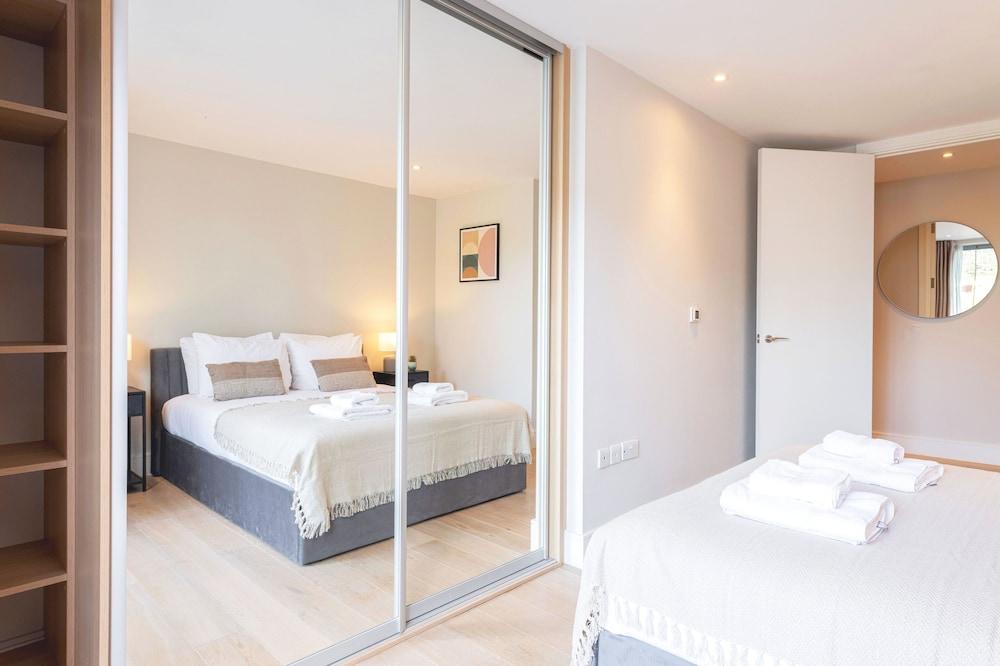 Accomodo London Southbank - Spacious & Elegant Apartments near Big Ben & London Eye