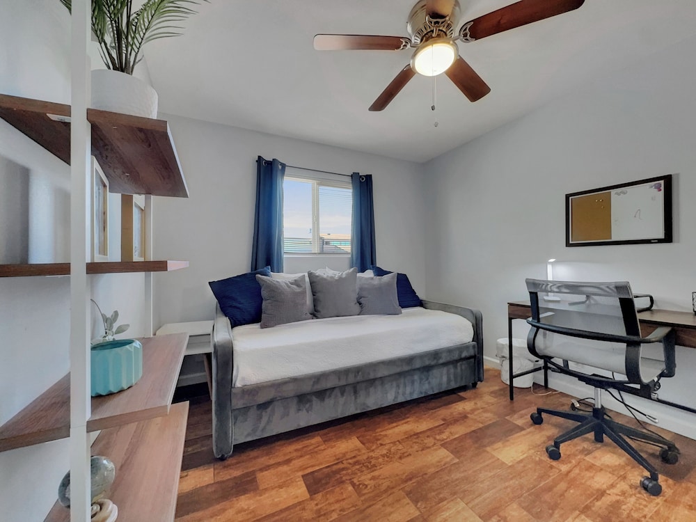 Silk Oak Tempe