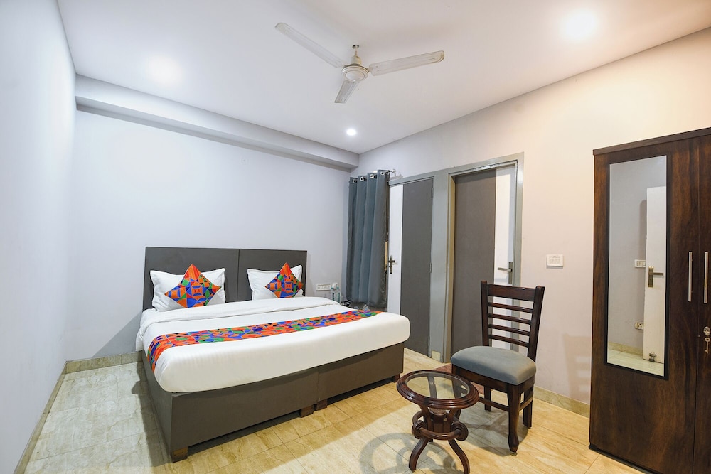 Fabhotel Dream Palace Ip Extension