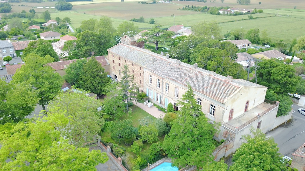 Chateau de Vallègue
