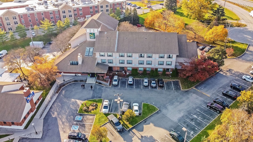 Quality Hotel - Property Image 21
