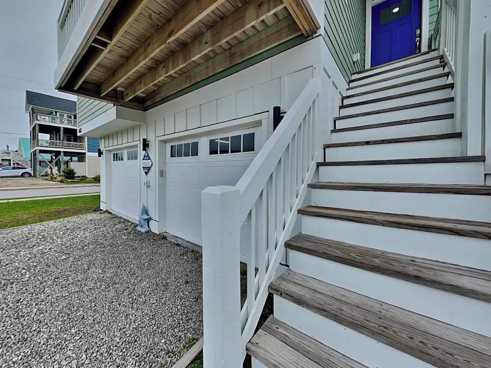 Shore Sounds Fun by Topsail Realty