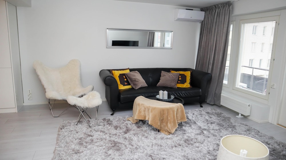 Kotimaailma Penthouse Studio