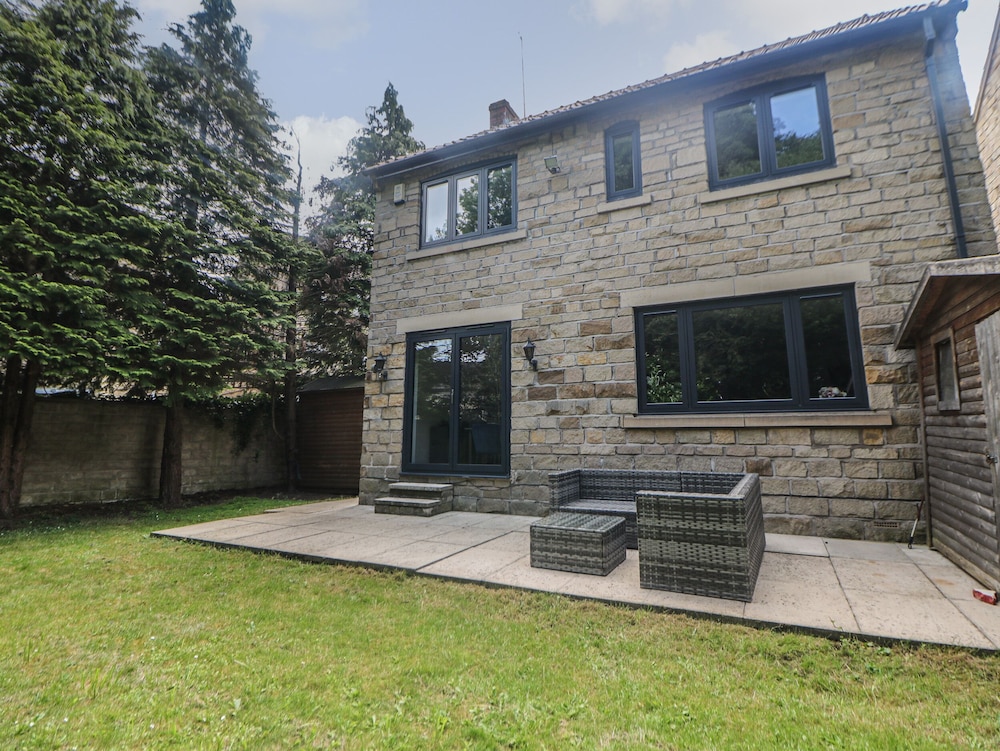 Millhouses Hideaway