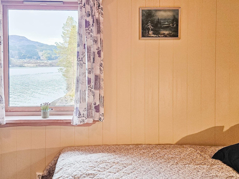 6 Person Holiday Home in Bygstad