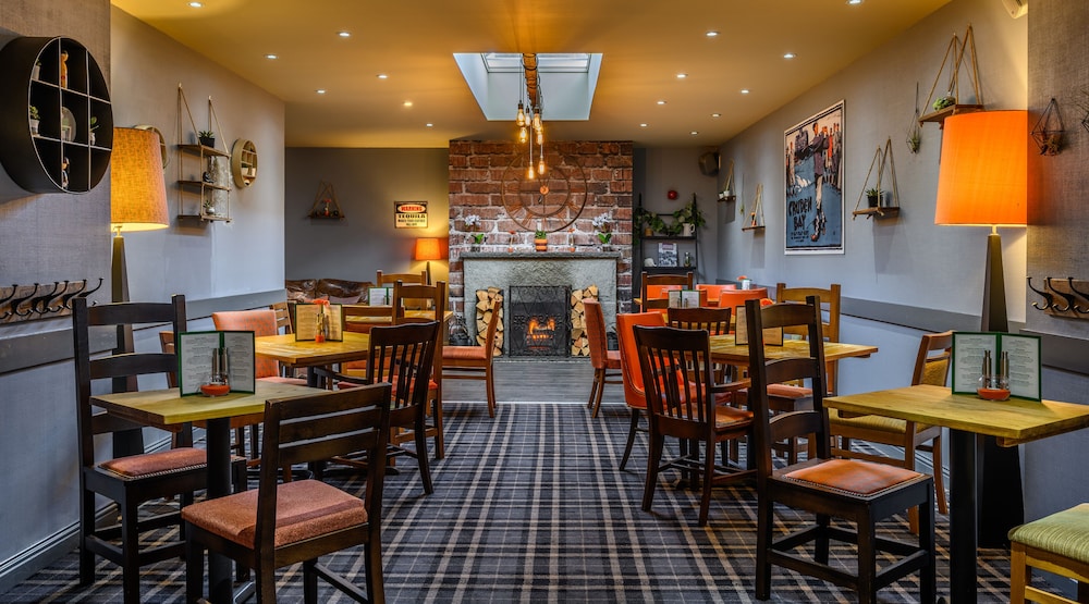 Hotel The Dunavon Hotel - Image 1