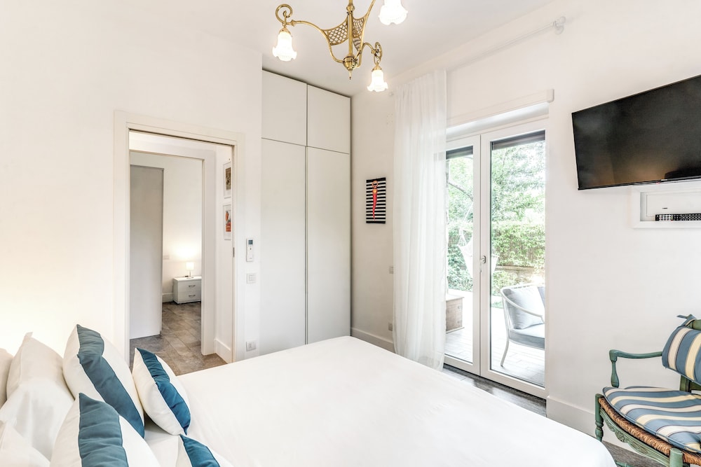 IL CANTO DELLE SIRENE - SOFIA APARTMENTS