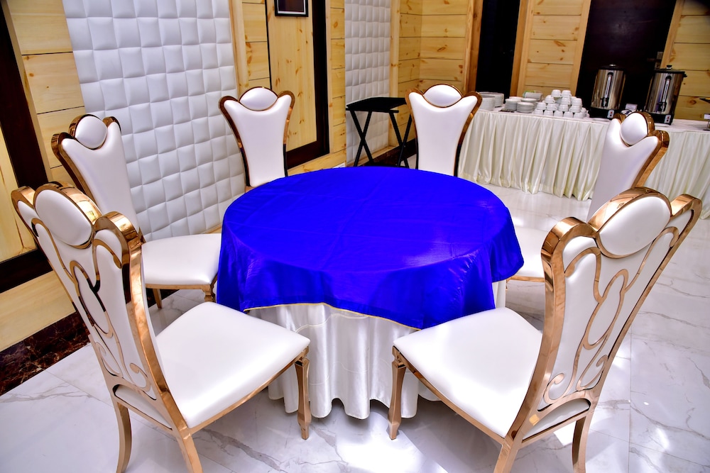 meeting & event spaces