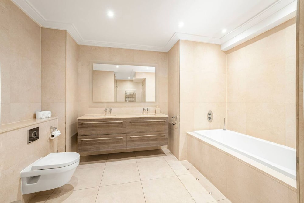 Ultra Luxury Mayfair Home Park Lane Location