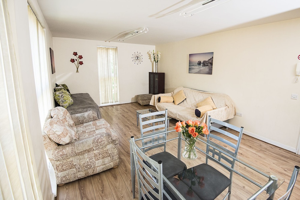 Park Hall Suites