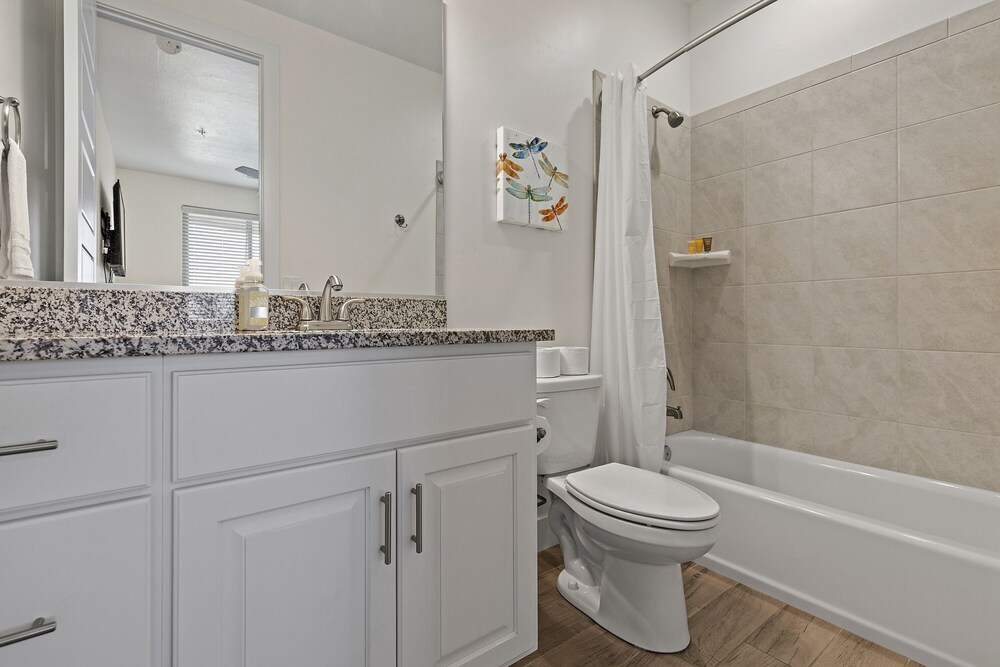 Grand Coral Estate 6 Bedroom Townhouse