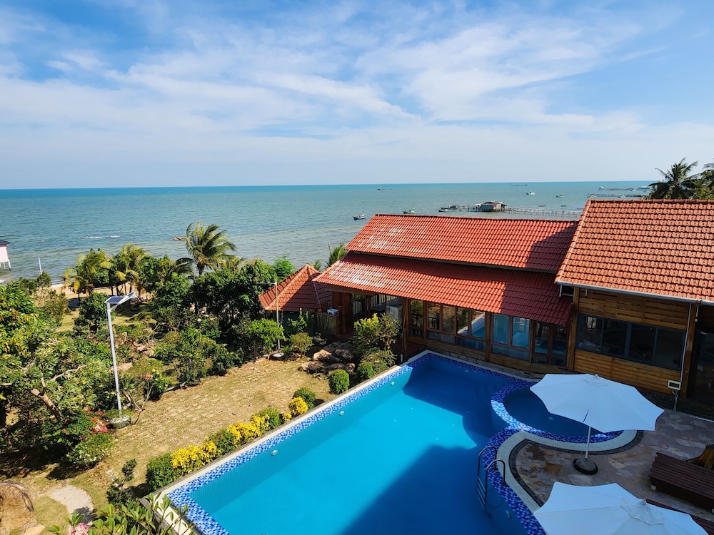 Sunny Shore Resort