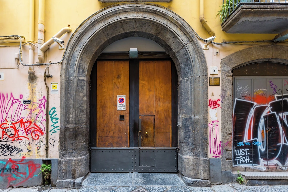 San Marcellino Cool and Central by Napoliapartments